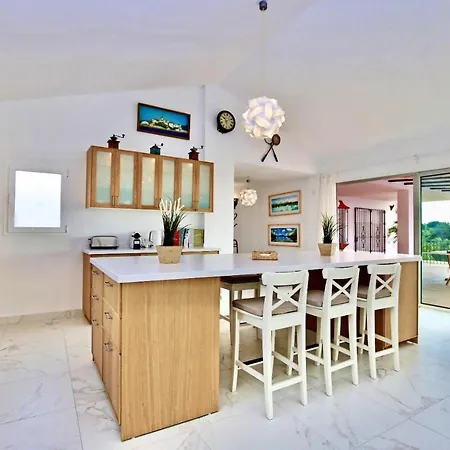 Finca Alegria Holiday home *